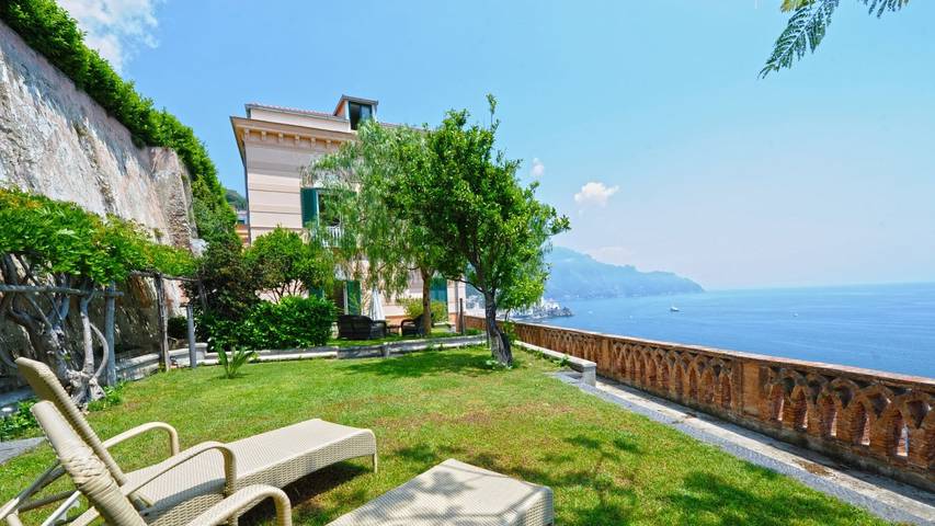 Villa per 23 persone, con Balcone e Terrazza nonché Giardino ad Amalfi