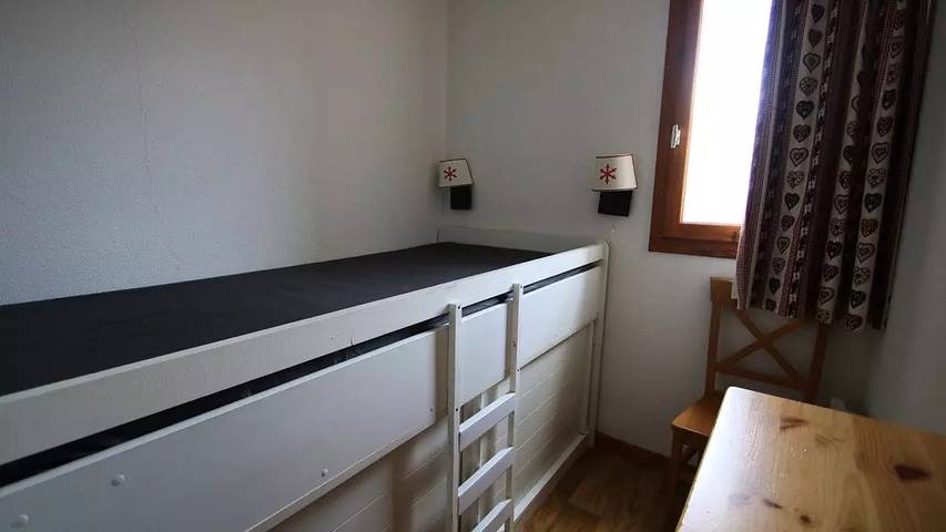 Chalet pour 8 personnes, avec piscine ainsi que vue et terrasse à Puy-Saint-Vincent - 4