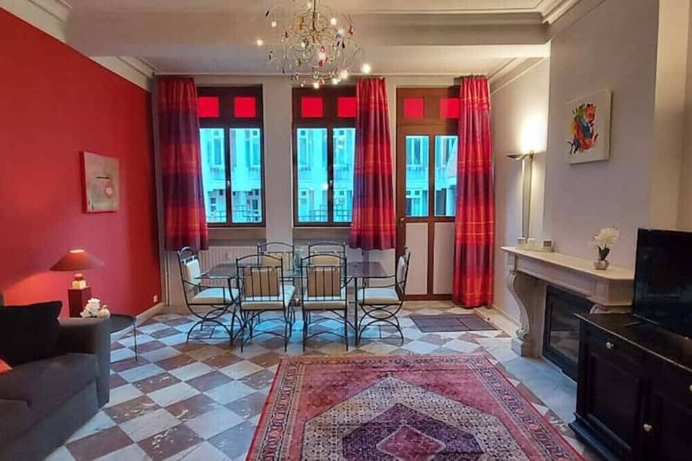 Duplex Located In The Historic Heart Of Liege in Liegi, Liegi e dintorni