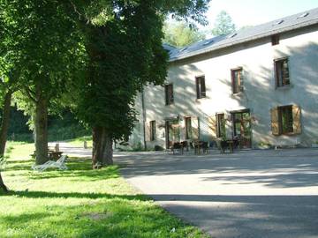 Hôtel pour 8 personnes, avec jardin ainsi que piscine et vue sur le lac à Ascou