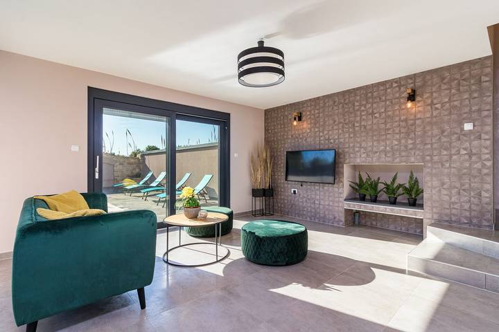 Villa für 10 Personen, mit Balkon und Terrasse sowie Garten und Pool in Pula - 4
