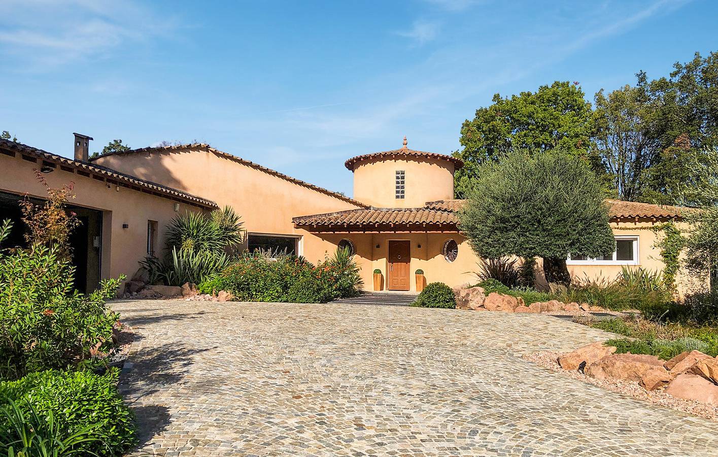 Gemütliche Wohnung mit Pool und Terrasse bei Les Adrets-de-l'Estérel in Frejus, Massif de l'Esterel