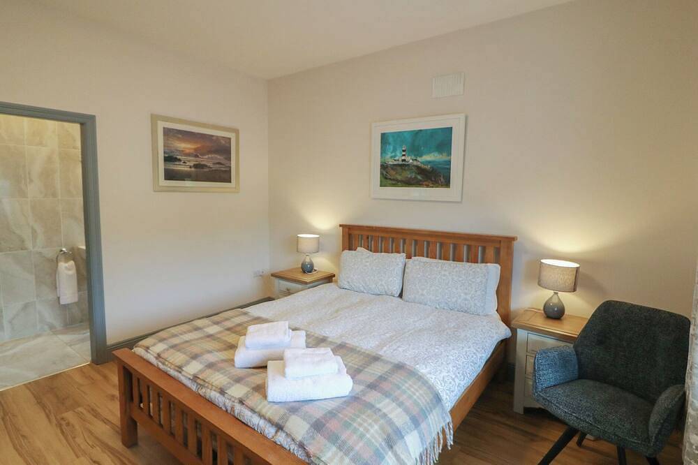 No 1 Lodge Wood, pet friendly in Kenmare, County Kerry in Kenmare, County Kerry