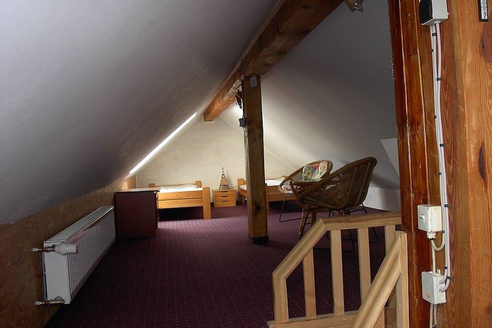 Ganze Wohnung, Haus am Mühlenfließ bis 6 Personen mit Außensauna und viel Natur in Ressen-Zaue, Schwielochsee