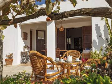 Villa in Bella Vista (Ibiza), Sant Antoni de Portmany für 10 
