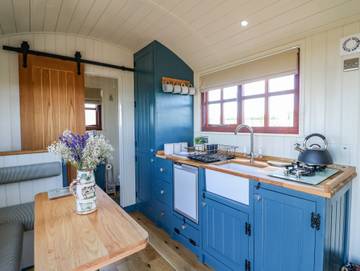 Cottage for 2 People in Sherwood Forest, Nottinghamshire, Photo 4