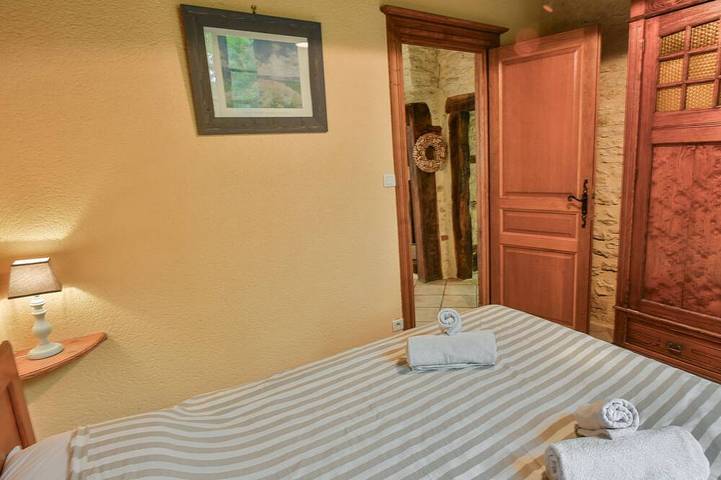 Location de vacances pour 4 personnes, avec piscine et terrasse à Dégagnac - 3