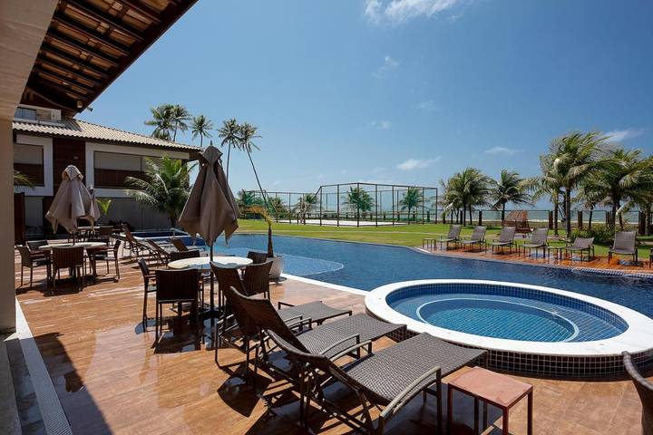 Casas e apartamentos de temporada para 8 pessoas, com jardim e piscina e ainda piscina infantil em Barra de Pojuca