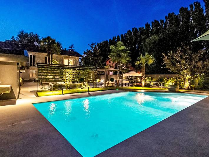 Casa de vacaciones para 15 personas, con jardín y terraza además de sauna y piscina para niños, Se admiten mascotas - 1