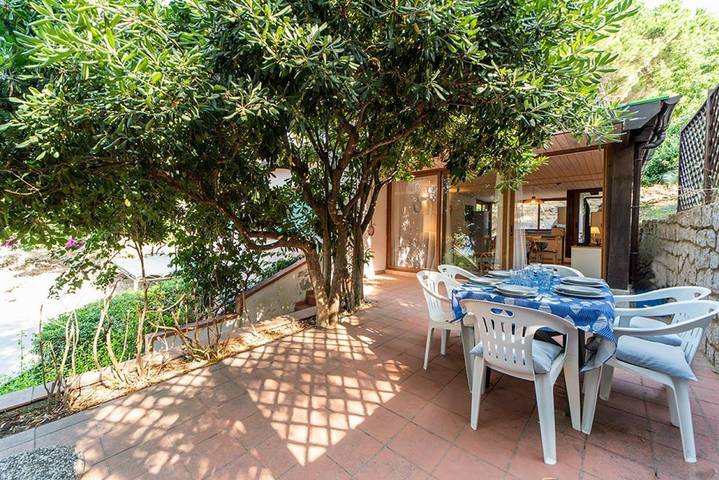 Location de vacances pour 4 personnes, avec balcon/terrasse, animaux acceptés à Sant'Andrea