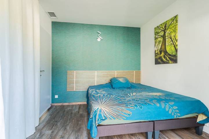 Location de vacances pour 8 personnes, avec jardin, animaux acceptés à Le Puy-Sainte-Réparade - 2