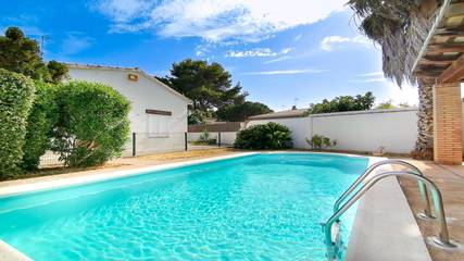 Maison De Vacances pour 6 Personnes dans L'Escala, Costa Brava, Photo 1
