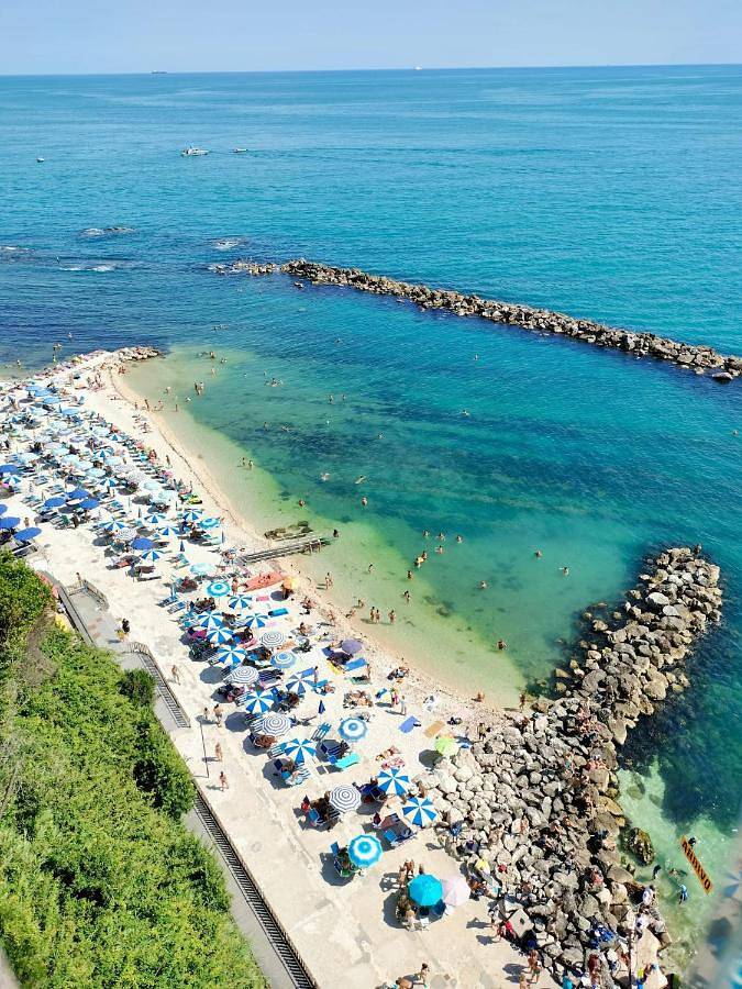 Appartamento per 2 persone, con panorama e terrazza in Ancona (Italia)