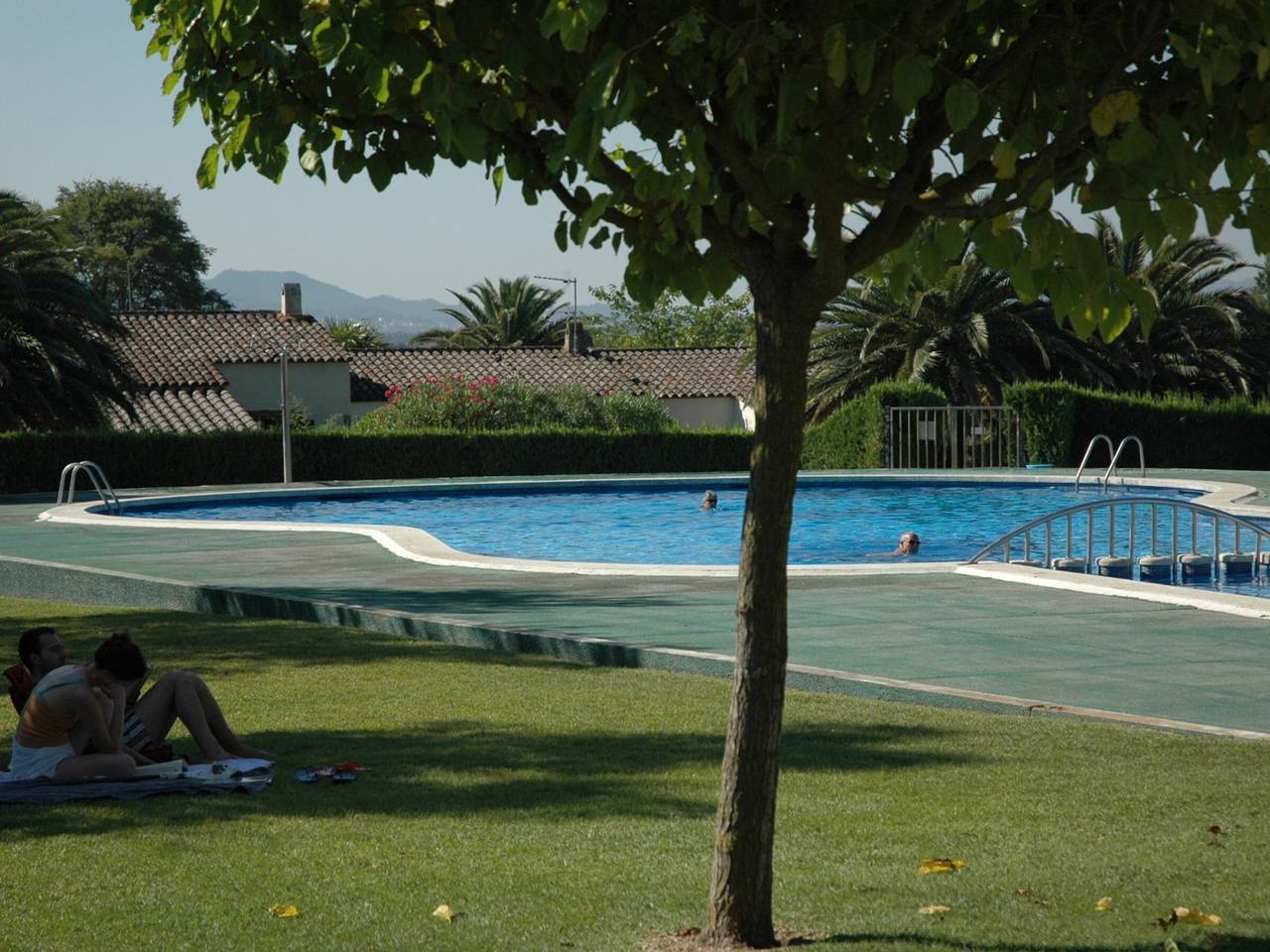 Acogedora casa en L'Estartit para 5 pers. con jardín y piscina común in Torroella de Montgrí, Costa Brava