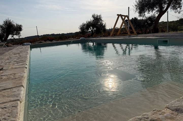 Villa pour 4 personnes, avec jacuzzi et jardin à Santa Lucia (Bari)