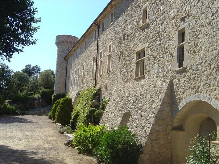 Gîte pour 8 personnes, avec jardin ainsi que vue et piscine à Argelliers - 2