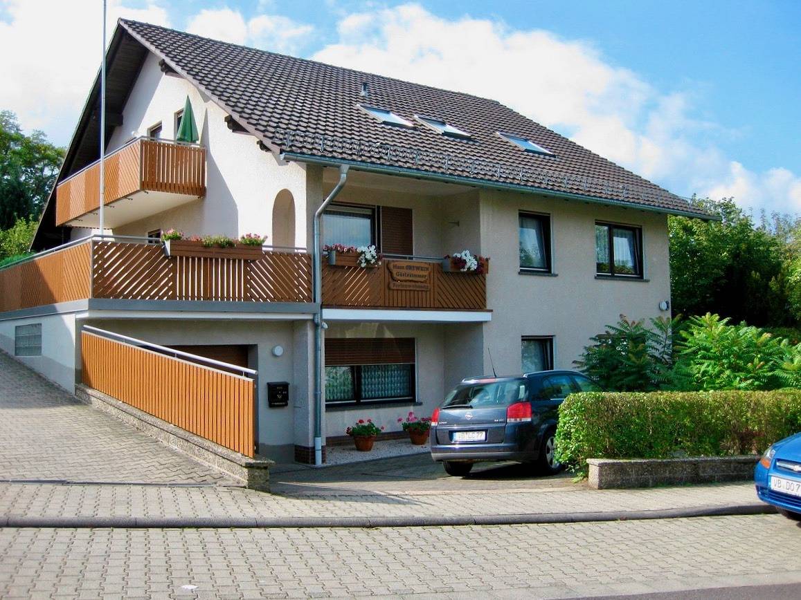 Haus Ortwein - Pension und Ferienwohnung - Ferienwohnung (Frühstückspension) Haus Ortwein in Lauterbach, Vogelsberg Region