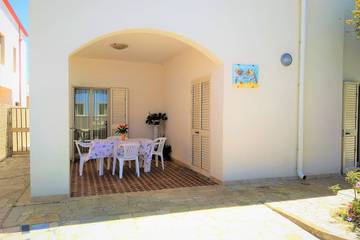 Beach House for 6 People in Santa Croce Camerina, Ragusa Province, Photo 4