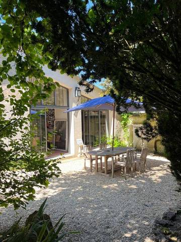 Location de vacances pour 4 personnes, avec terrasse et jardin à Montreuil-aux-Lions