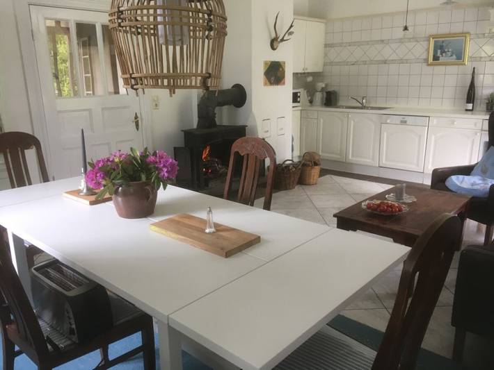 Gîte pour 8 personnes, avec terrasse, animaux acceptés à Trendelburg - 4