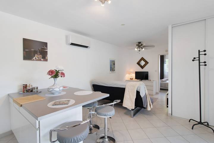 Villa “Pavillon 1013” with Private Pool, Terrace & Wi-Fi in Bastelicaccia, Ajaccio region