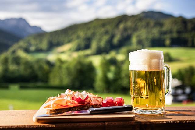 Apartamento vacacional entero, Ferienwohnung Neumayer - Holiday flat Neumayer, for 2 persons with balcony in Berchtesgaden, Alpes de Berchtesgaden