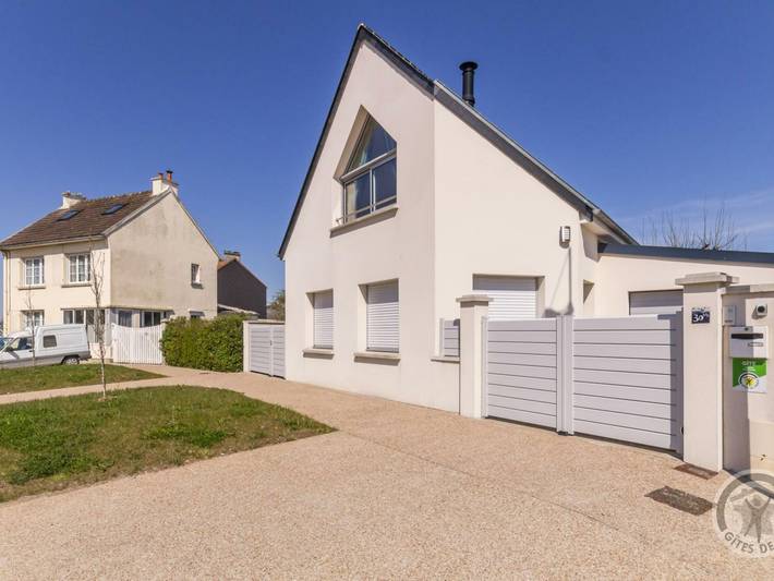 Gîte pour 4 personnes, avec terrasse dans Port de Saint-Vaast la Hougue - 3