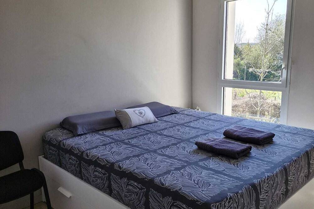 Apartamento entero, For rent furnished apartment Floirac 2 bedrooms secure residence private parking in Floirac, Región de Burdeos