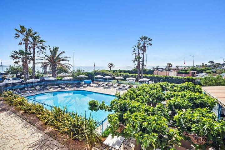 Hôtel pour 3 personnes, avec jardin et piscine, animaux acceptés