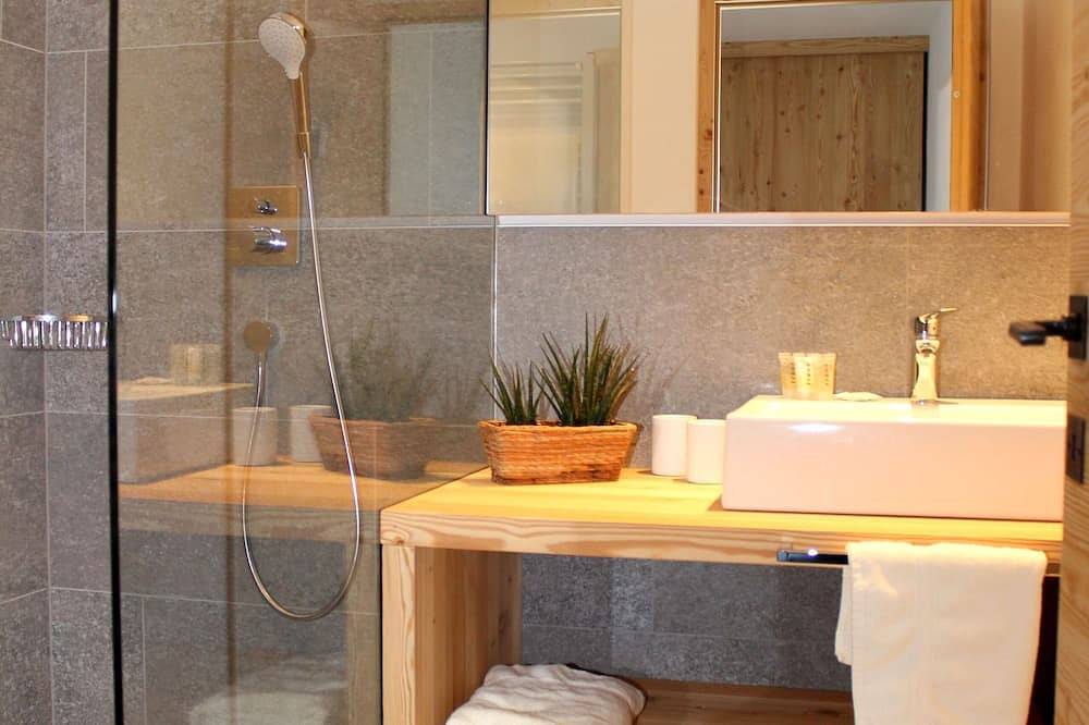 Suite Peter / Im Winkl Großräumige Suite mit Direkten Zugang zum Garten in Dietenheim, Brunico