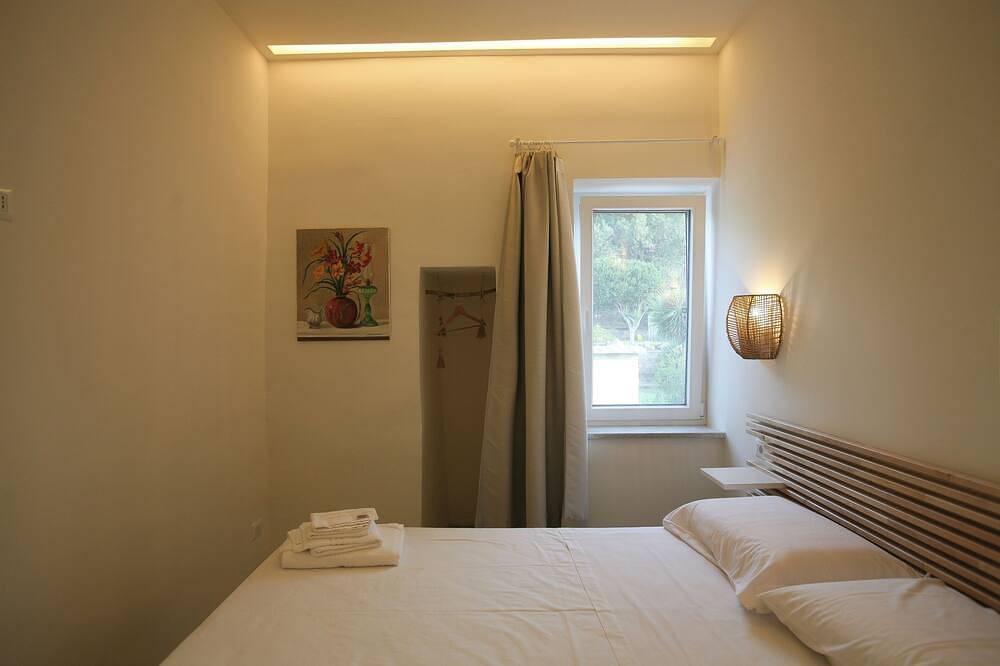 Ganze Wohnung, Il Carrubo - Three bedroom Apartment with Sea View in Procida, Neapel Provinz