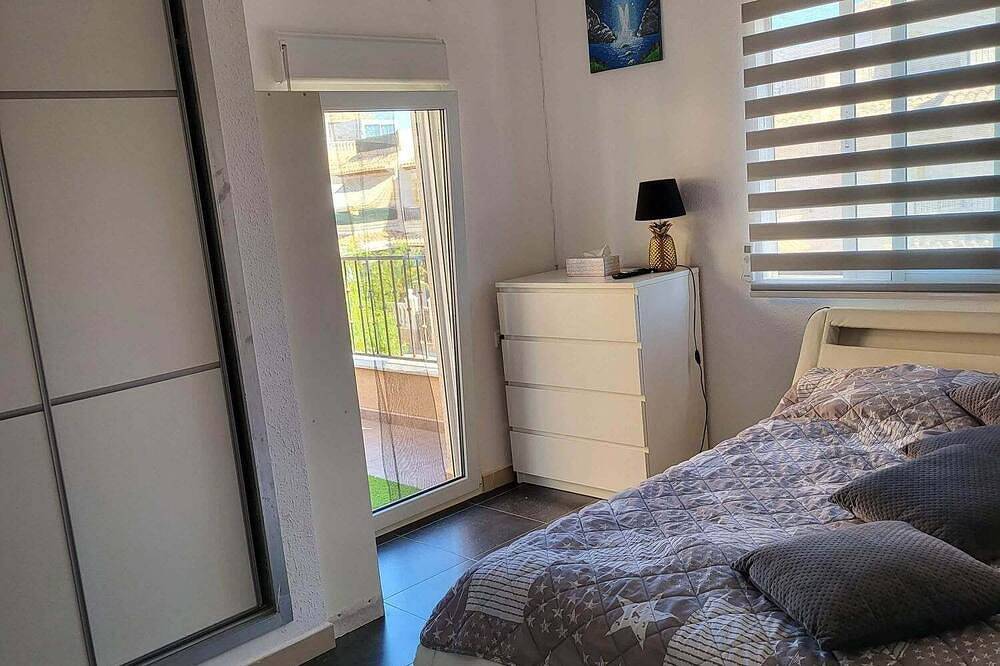 House close to Playa flamenca and La Zenia in La Zenia Centre, Orihuela