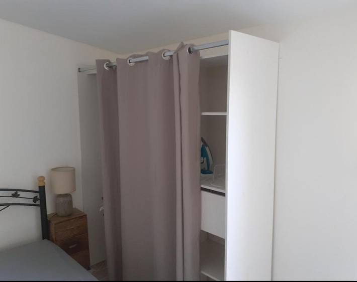 Location de vacances pour 2 personnes, avec vue et jardin à Sauvian - 2