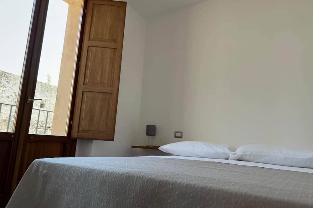 Entire apartment, Three Bedroom Apartment in Tropea, Vibo Valentia Province