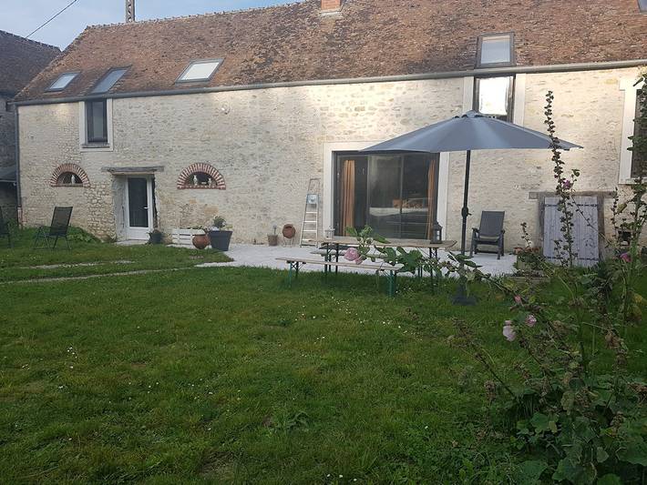 Gîte pour 5 personnes, avec terrasse et jardin à Briarres-sur-Essonne