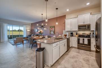 Vacation Rental for 5 Guests in ChampionsGate, Four Corners, Picture 3