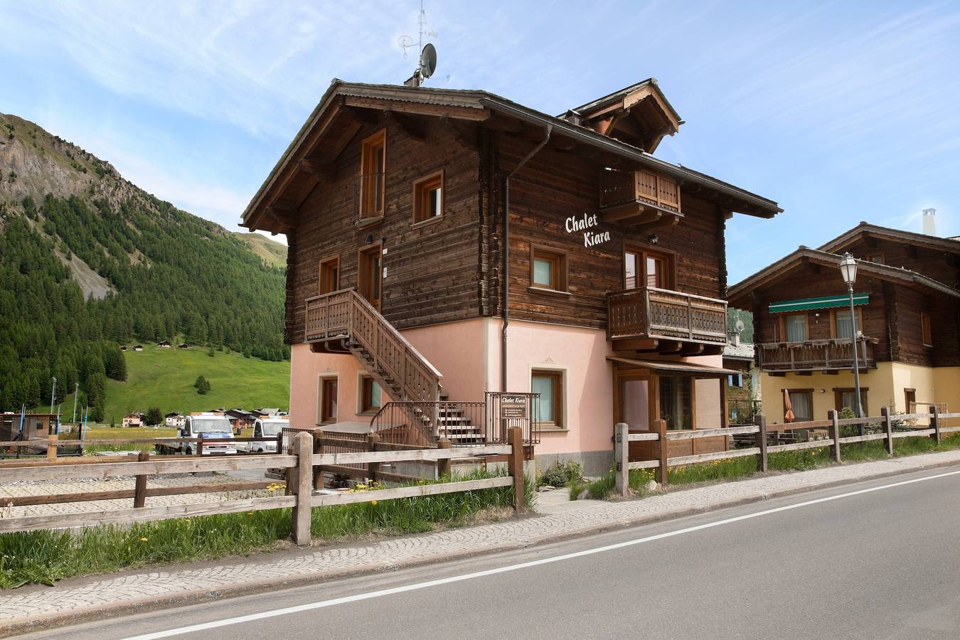 Appartamento intero, Appartamento 'Chalet Kiara Appartamento Molin' con vista sulle montagne, balcone e Wi-Fi in Livigno (Borgo), Livigno