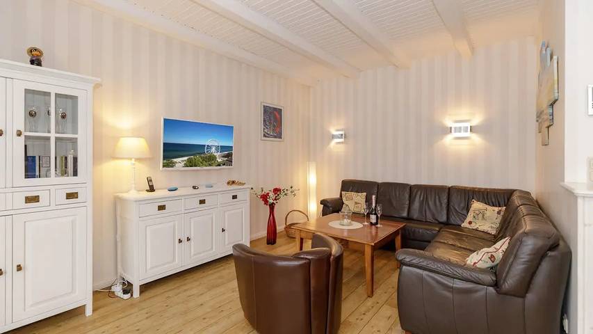 Luxus-ferienhaus für 7 Personen, mit Balkon und Terrasse sowie Whirlpool und Garten
