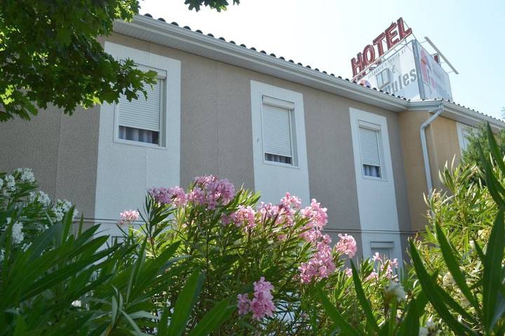 Hôtel pour 2 personnes, avec jardin et vue à Cenon - 4