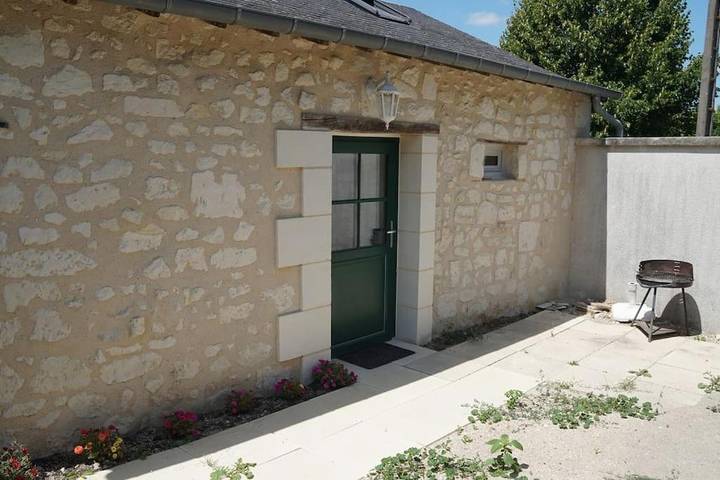 Location de vacances pour 2 personnes, avec jardin à Vernoil-le-Fourrier - 2