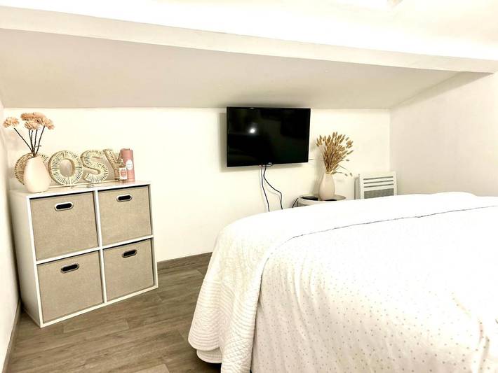 Gîte pour 4 personnes, avec balcon dans Theatre Moliere Scene Nationale - 3