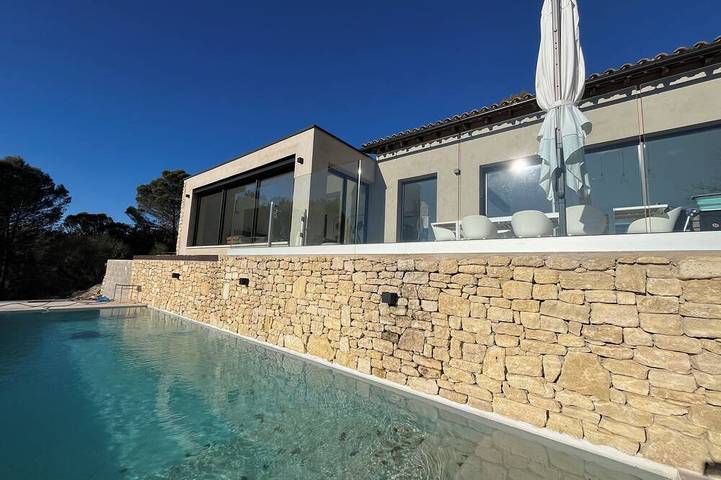 Villa für 8 Personen, mit Garten und Terrasse - 1