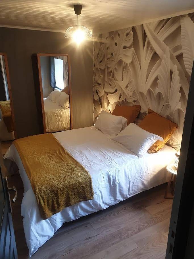 Chambres d'hôtes - Chambre 2 in Camarès, Parc naturel régional des Grands Causses