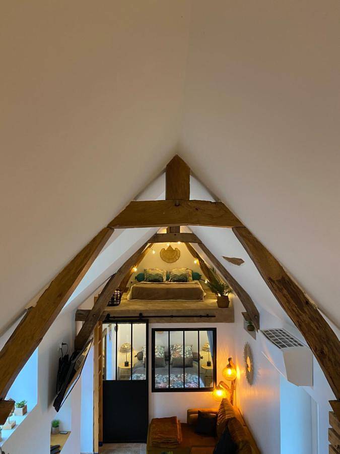 Location de vacances pour 6 personnes, avec terrasse à Neuillé