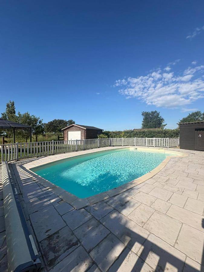 Apartamento de vacaciones para 2 personas, con piscina además de jardín y terraza - 1