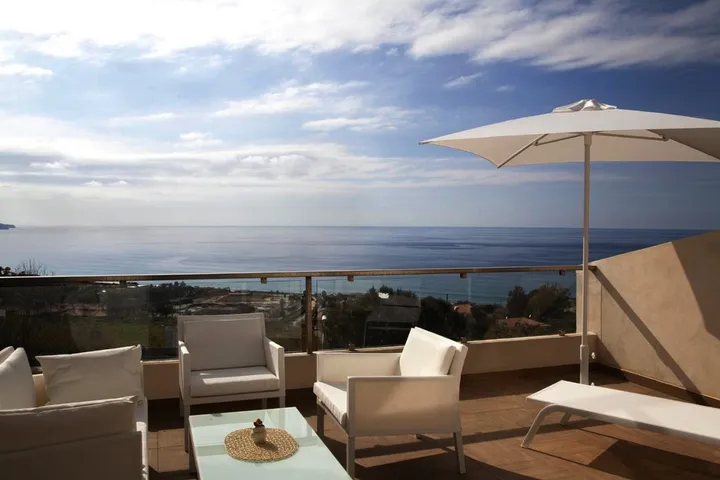 Apartamento de vacaciones para 10 personas, con vistas además de terraza y piscina, Se admiten mascotas - 1