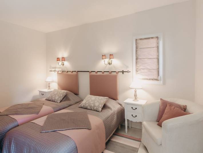 Gîte pour 10 personnes, avec jardin et piscine à Armissan - 3