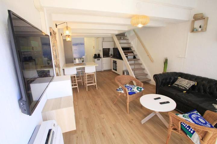 Maison de vacances pour 4 personnes, avec terrasse et piscine