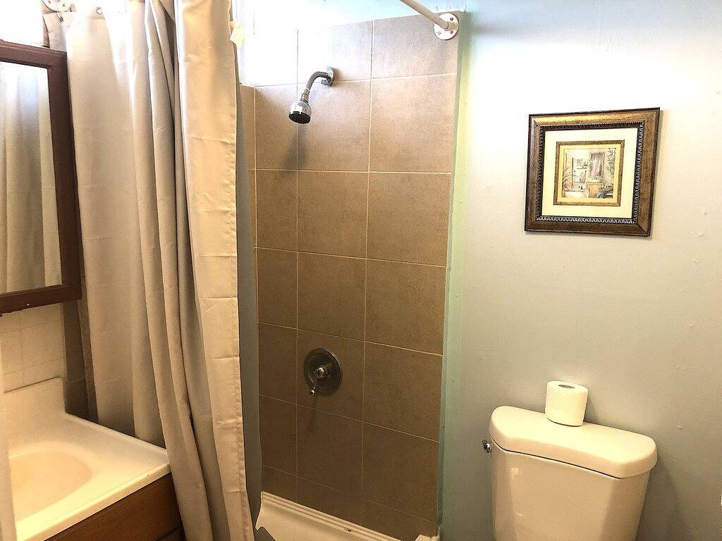 Ganze Wohnung, ~Waikiki~ Lowest Rates In Area ~ Studio ~ Fully Furn ~ Blocks to Beach ~ in Waikiki Beach, Honolulu