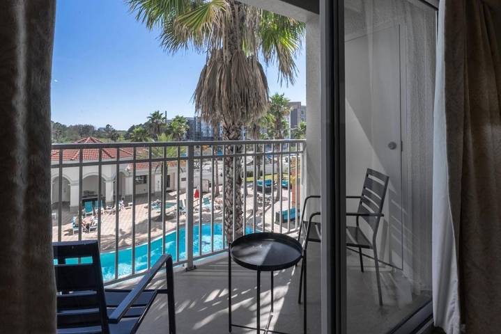 Lägenhet för 4 Personer, med balkong - 1